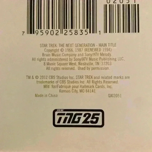 Star Trek Next Generation - USS Enterprise 25th Anniversary - Picture 4 of 5